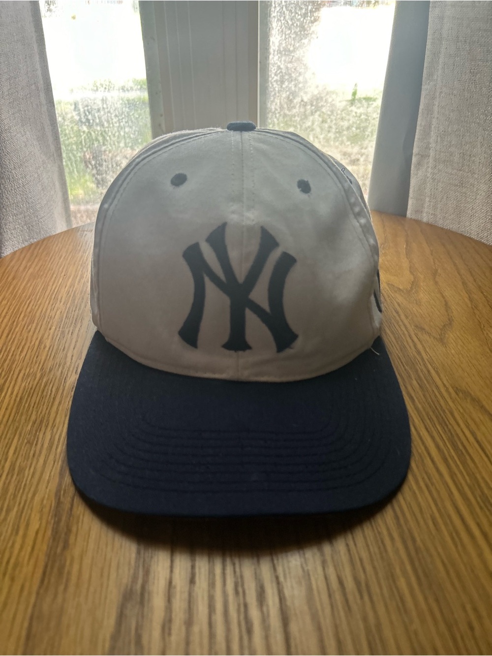 Vintage New York Yankees Hat 90s Snapback MLB Cap White And Blue Yankees Stitche